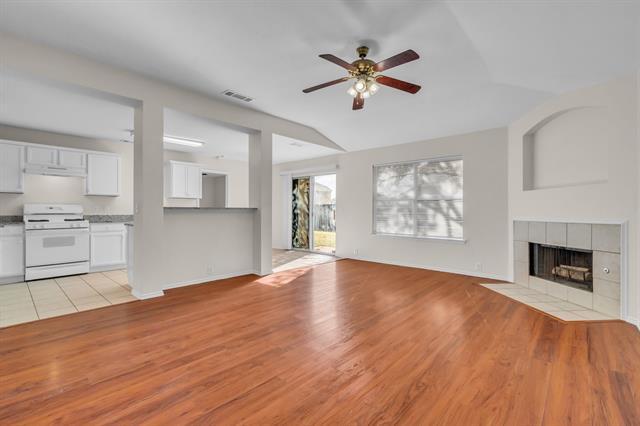 Building Photo - 2312 Tailburton Ct