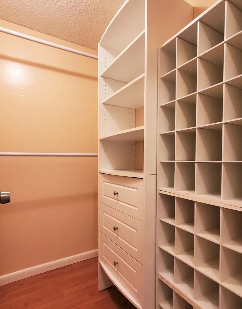Walk-in closet - 6519 W Newberry Rd