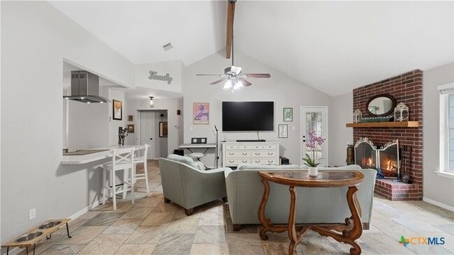 Building Photo - 19 Pebblebrook Ln