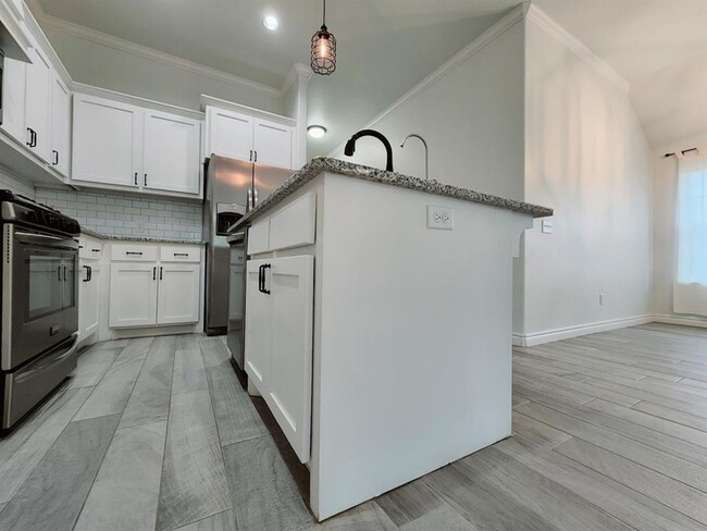 Building Photo - 2400 Frisco Way