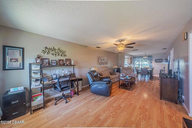 Building Photo - 25 Laughing Gull Ln