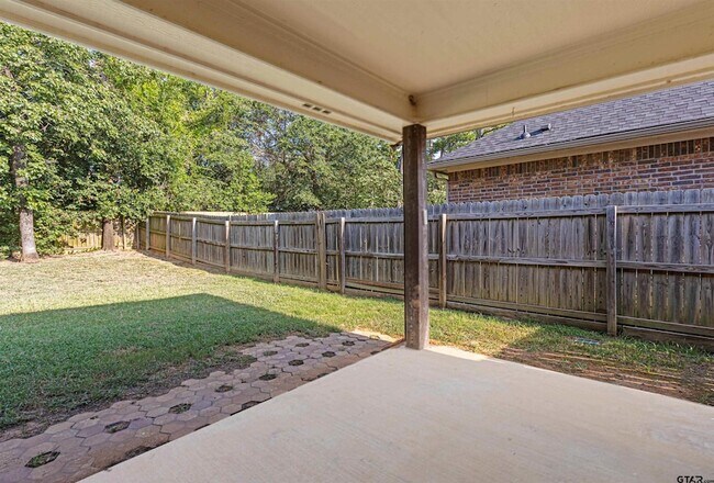 Building Photo - 3009 Santa Elena Dr