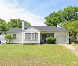 Building Photo - 3-bedroom, 1 bathroom, 1 car attached gara...