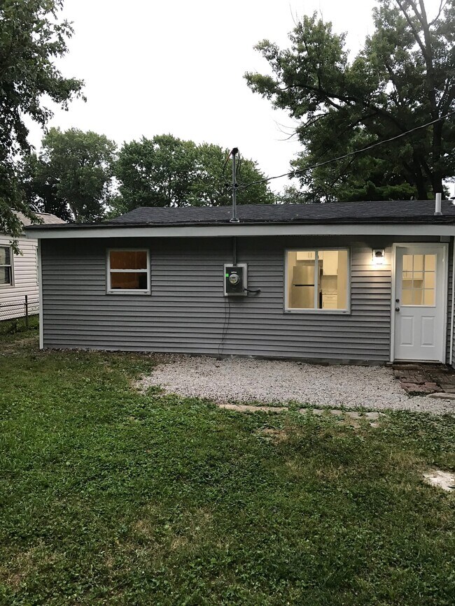 Building Photo - 29 Boles Ave
