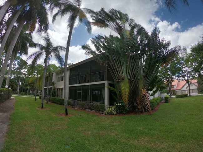 Building Photo - 5800 Coach House Cir