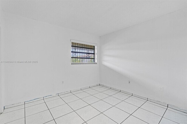Building Photo - 6215 W 24th Ave