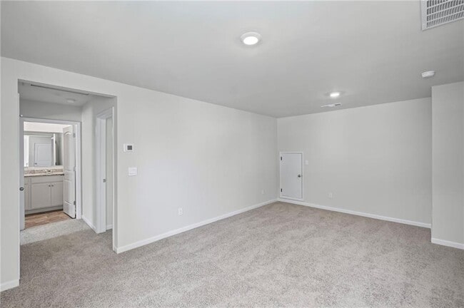Building Photo - 61 Grv Spgs Ct