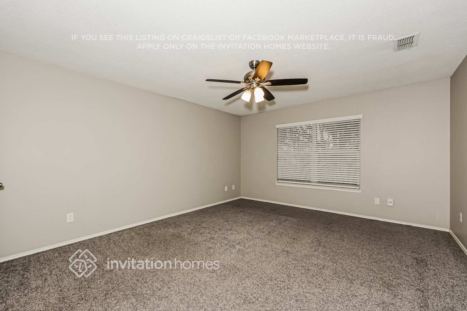 Building Photo - 704 Gibson St