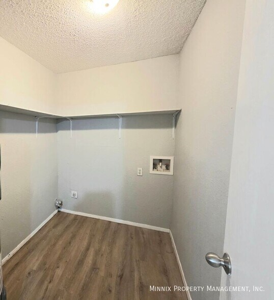 Building Photo - 3007 W Louisiana Ave