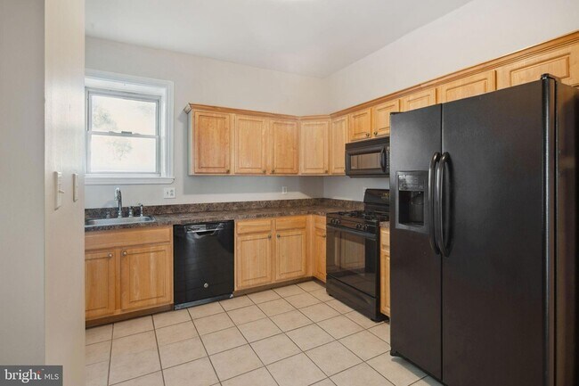 Building Photo - 4132 Manayunk Ave