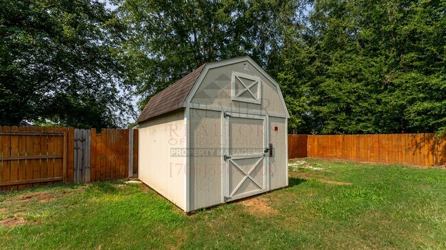 Building Photo - 13 Wheatland Way