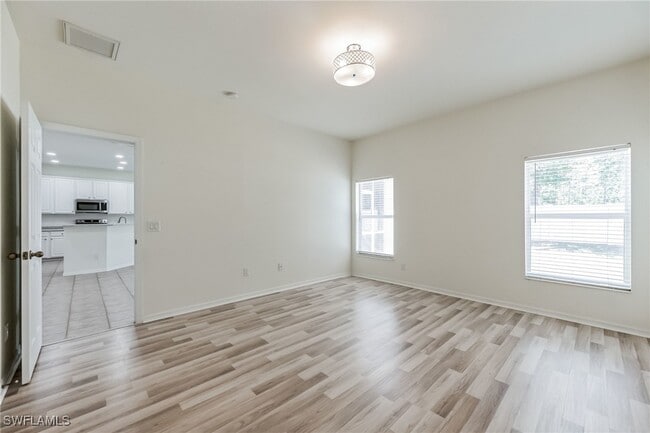 Building Photo - 8190 Silver Birch Way