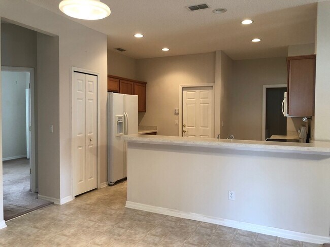 Building Photo - 8890 Hastings Beach Blvd