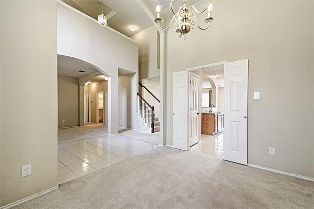 Building Photo - 9701 Thorncliff Dr