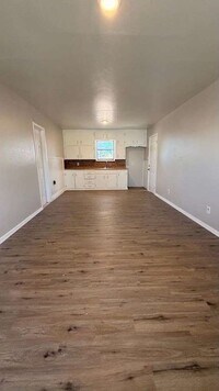 Building Photo - 2414 Baylor St