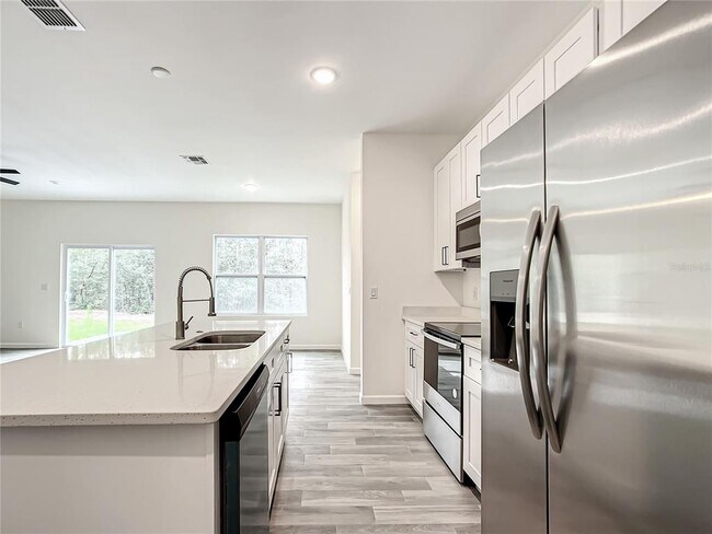Building Photo - 8070 SW 131st Ln
