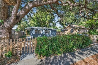 Building Photo - 2245 17th Ave S