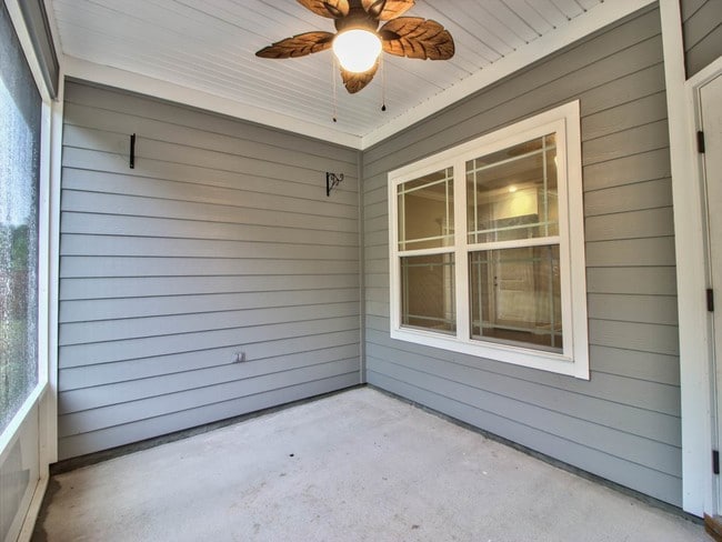 Building Photo - 250 Tillis Ln