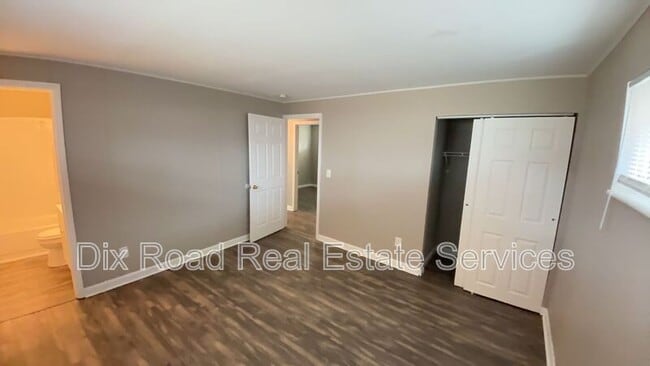 Building Photo - 5269 Harshmanville Rd