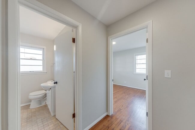 Building Photo - Fully remodeled 4 Bed / 2 bath ranch home