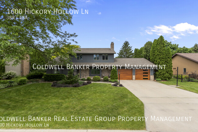 Building Photo - 1600 Hickory Hollow, Menasha