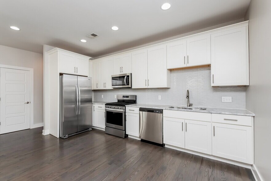 Building Photo - 3411 Old Anderson Rd