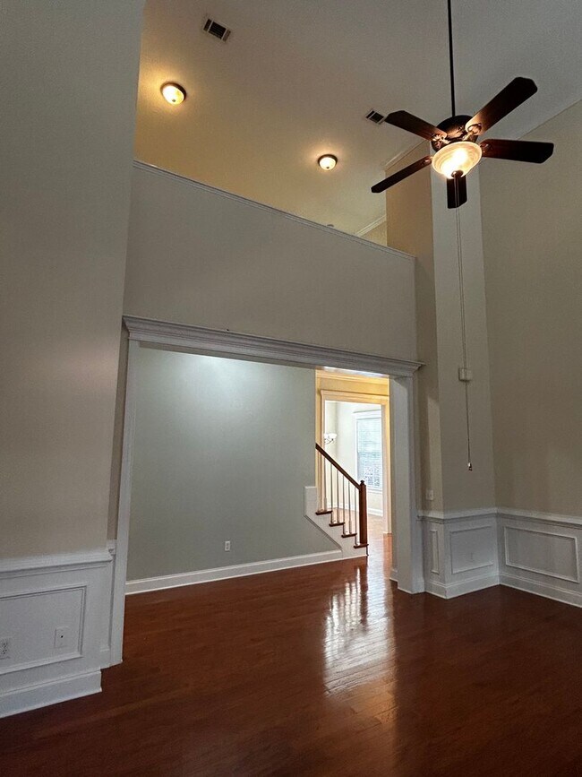 Building Photo - 2500 Grier Cir