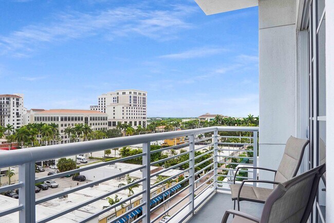 Building Photo - 155 E Boca Raton Rd