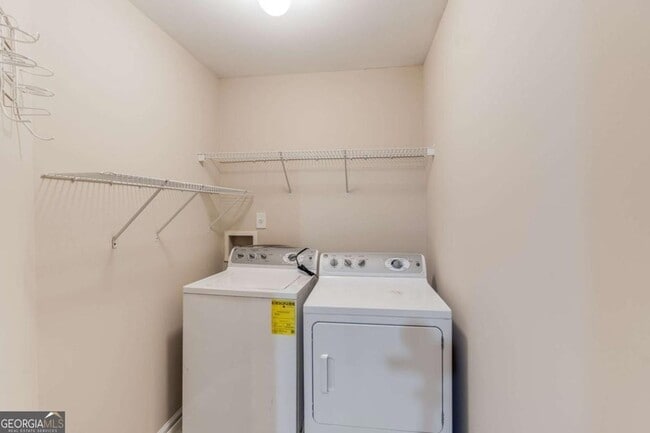 Building Photo - 1817 Waterside Dr