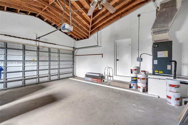Building Photo - 1418 Jefferson St