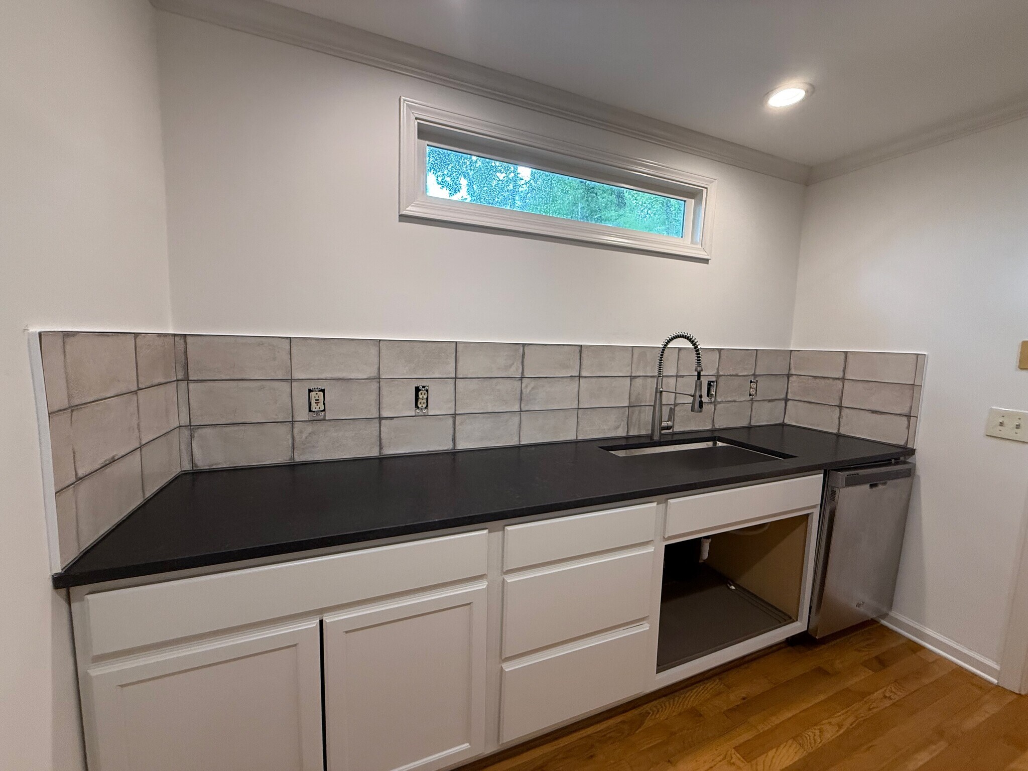 Building Photo - 2808 10th Ct S