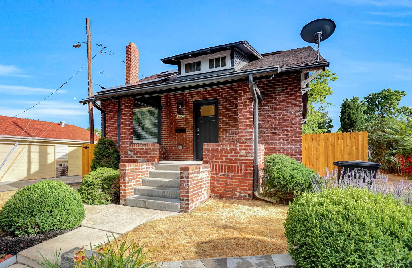 Building Photo - Stunning Potter Highlands home near Highland & Sunnyside