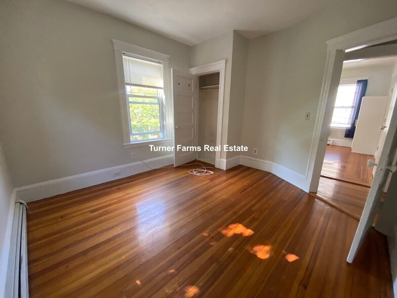 Building Photo - 49 Conwell Ave