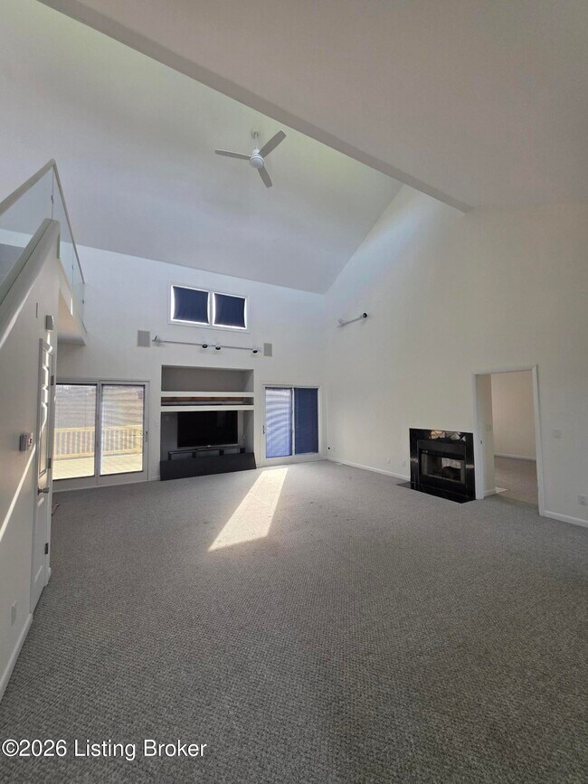 Building Photo - 2728 Taylorsville Rd