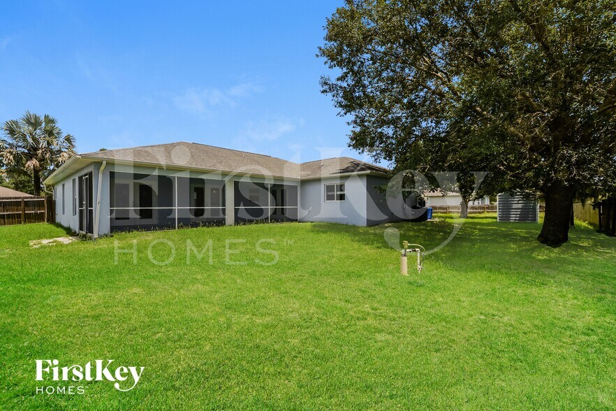 Building Photo - 6177 Hollywood Ave