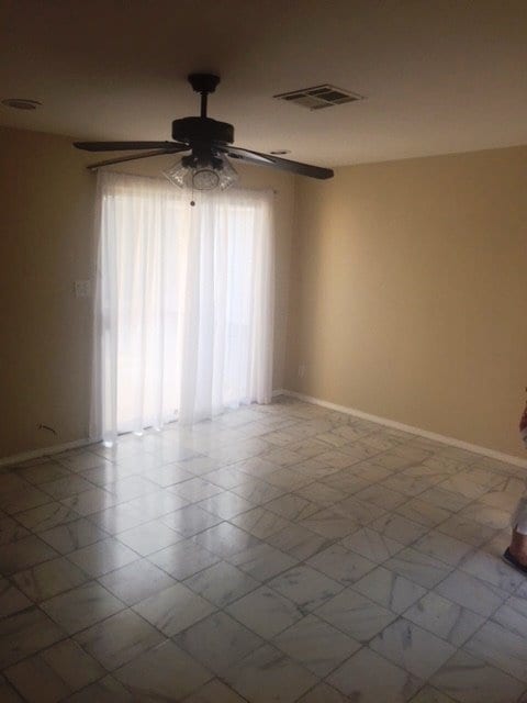 Building Photo - Spacious 3BR/2BA Tarzana Home with Lush Yard & Sunny Patio