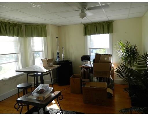 Building Photo - 245 Oak Hill Rd