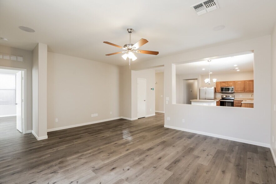 Building Photo - 3117 W St Kateri Dr