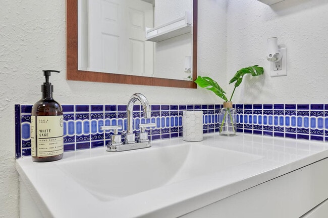 Building Photo - 629 212th St SW