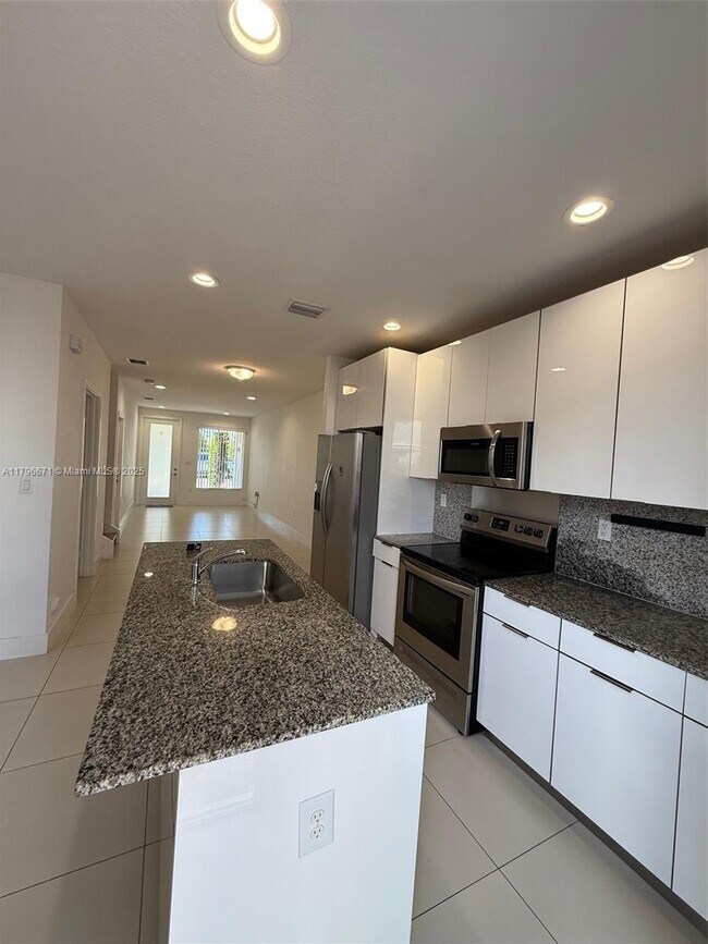Building Photo - 14179 SW 126th Path