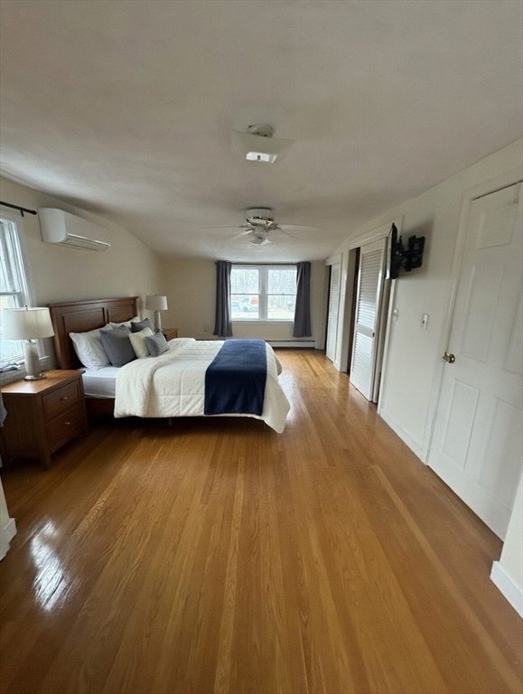 Building Photo - 28 Myrtle St