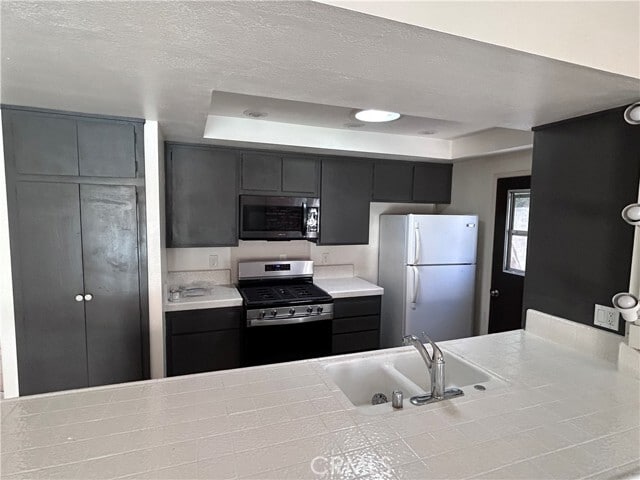Building Photo - 1271 N Emogene St