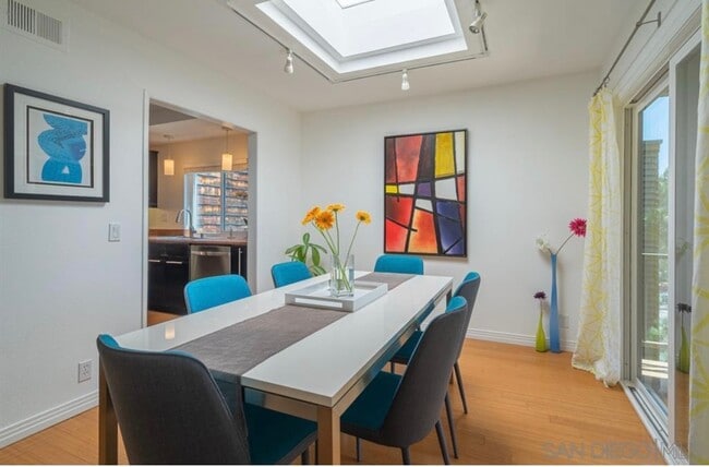 Building Photo - 5790 Friars Rd