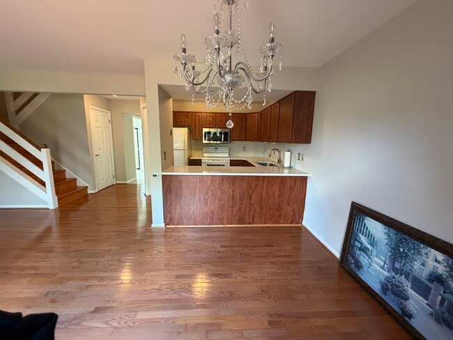 Building Photo - 727 Jacques Cir