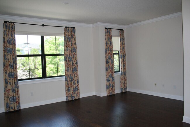 Building Photo - Just reduced! Beautiful Townhome in Pelica...