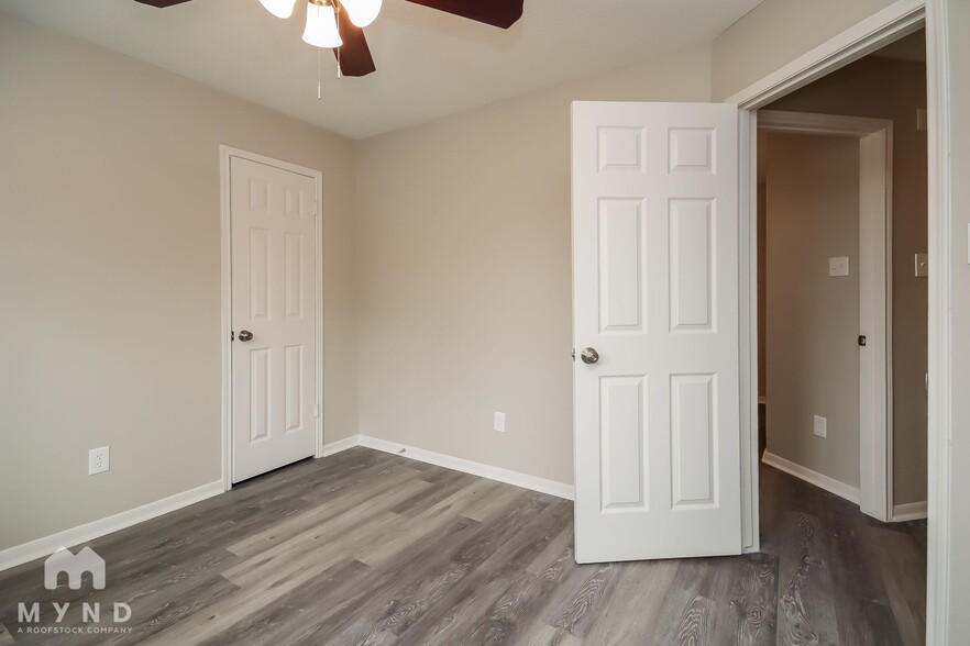Building Photo - 4334 Egret Dr