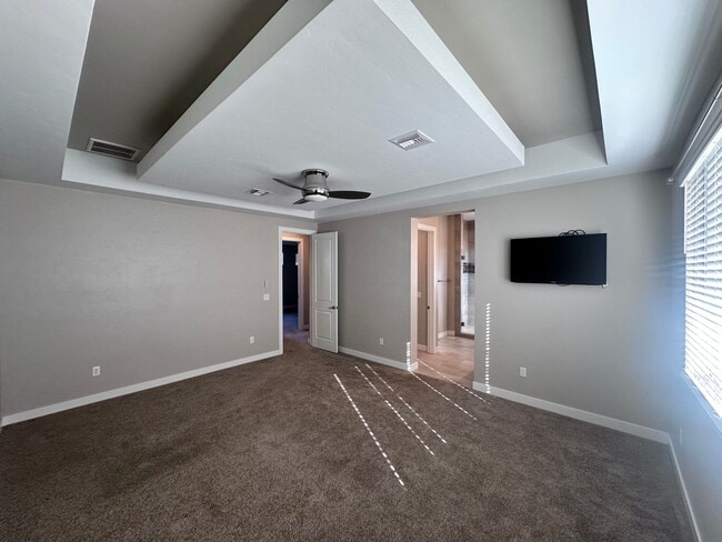 Building Photo - 1350 River Boat Dr