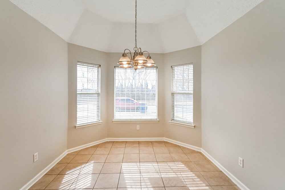 Building Photo - 9908 Tremont Dr