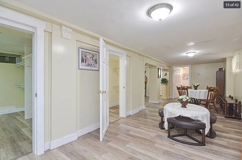 Building Photo - 45 Mozart St