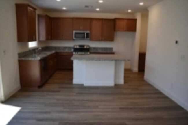 Building Photo - 8177 Oxbow Lndg Lp